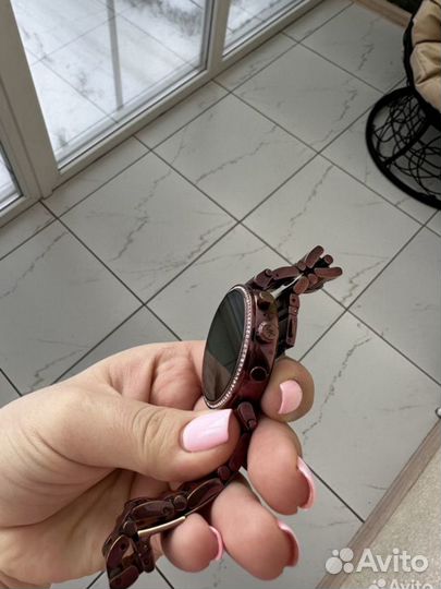 Смарт часы michael kors