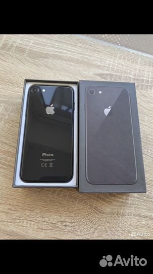 iPhone 8, 64 ГБ