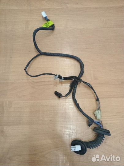 Проводка (коса) двери задняя правая Hyundai Sonata