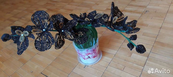 Орхидея из бисера