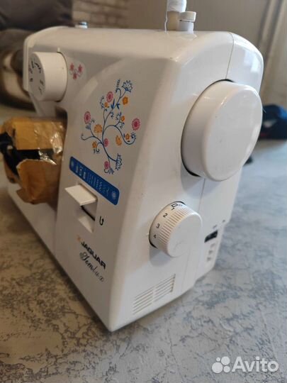 Швейная машина Jaguar