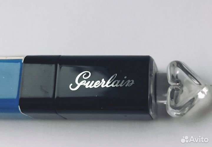 Guerlain La Petite Robe Noire помада