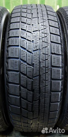 Yokohama Ice Guard IG60 215/60 R17 96Q