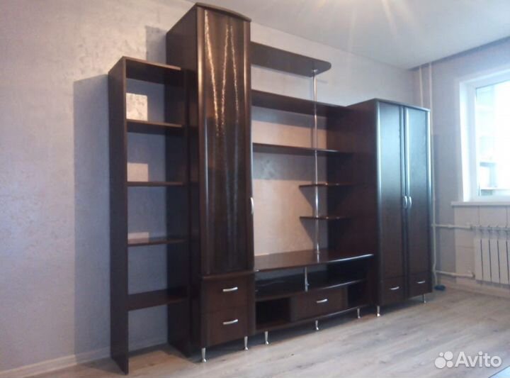 Стенка в гостиную