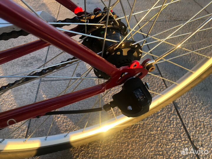 Взрослый на планетарной втулке