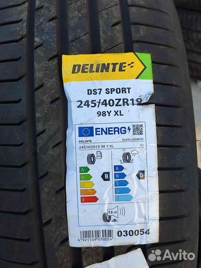 Delinte DS7 Sport 245/40 R19