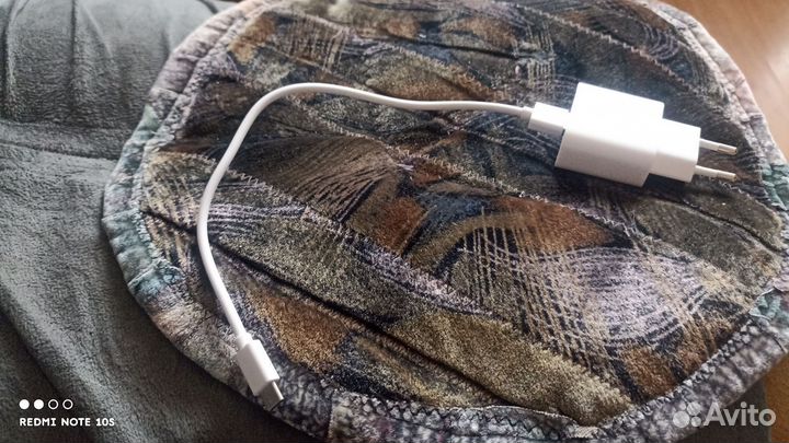 Зарядное устройство