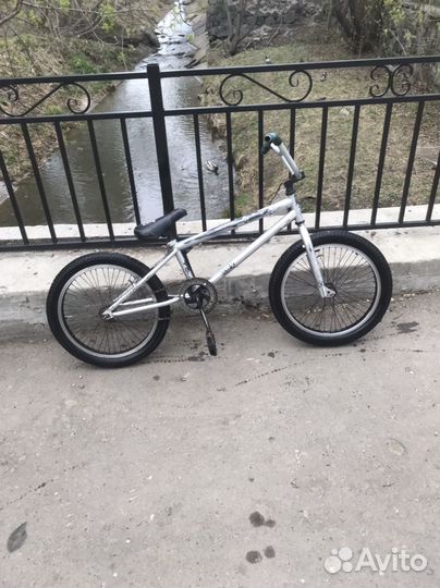 Трюковой велосипед бмх