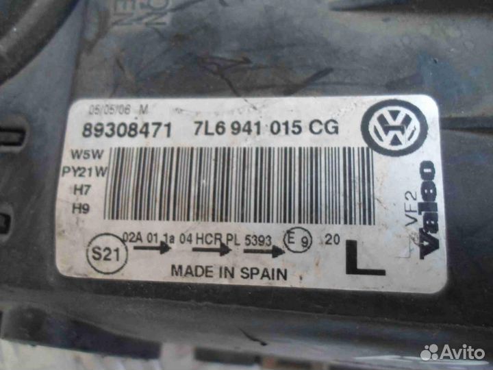 Фара левая Volkswagen Touareg