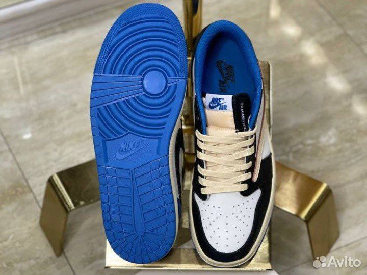 Jordan 1 Retro Low Fragment X Travis Scott