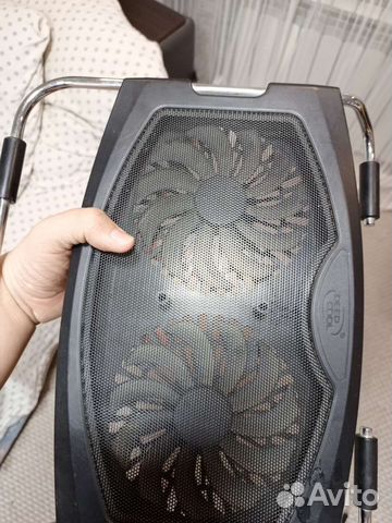 Подставка с охлаждением deep cool