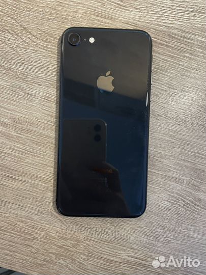 iPhone 8, 64 ГБ