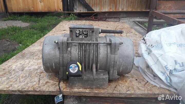 Электро двигатель (вибро)