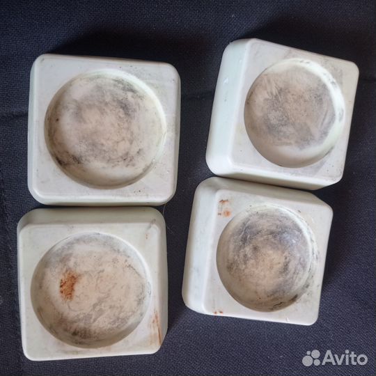 Антивибрационные подставки