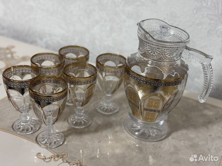 Графин и 6 бокалы одаем 1200