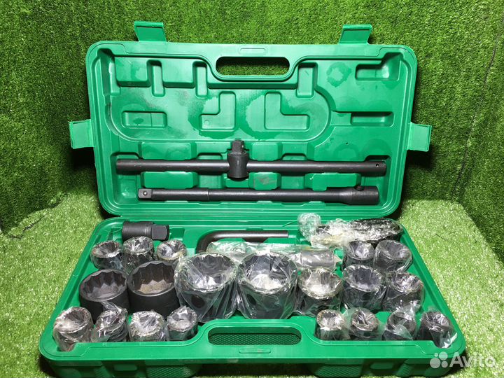 Силовой набор головок для грузовика в чемодане 26