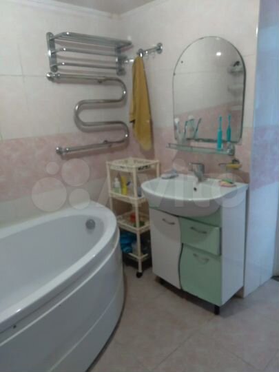 Дом 206 м² на участке 6 сот.