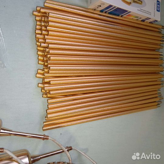 Потолочная подвесная люстра новая