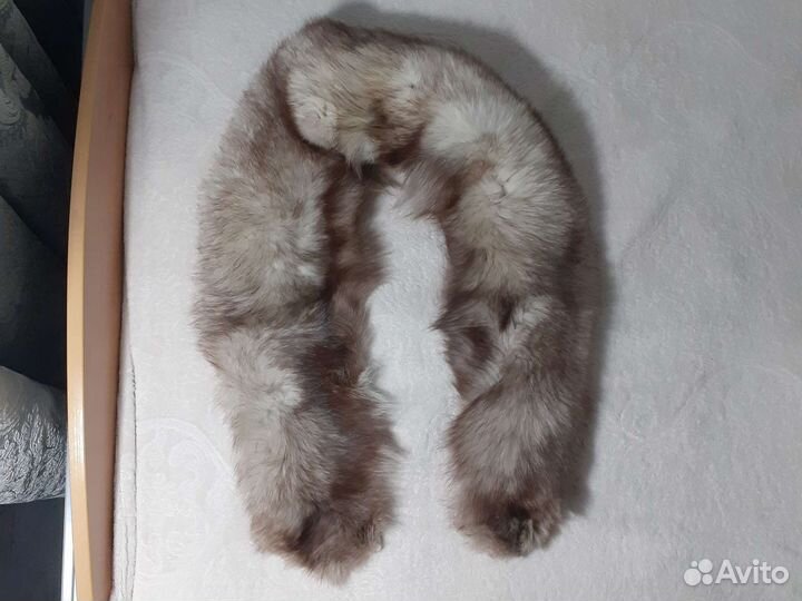 Меховой воротник песец