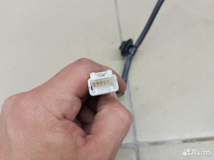 Ответная часть ремня безопасности Land Cruiser (15