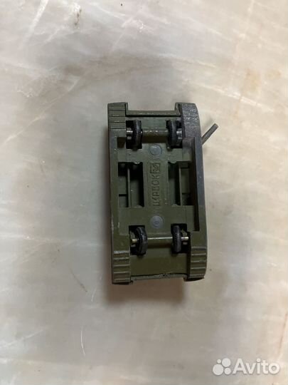 Игрушка танк СССР