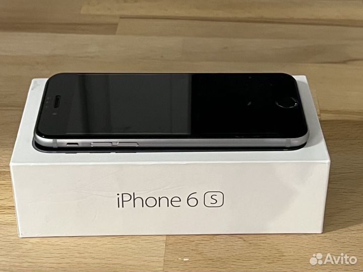 iPhone 6S, 32 ГБ