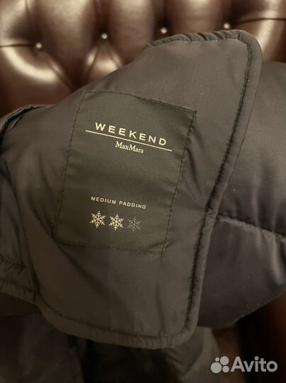 Пуховик Weekend Max Mara