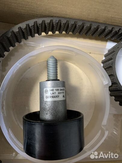 Комплект набор ремень грм, ролики Rapid 2017 1.4