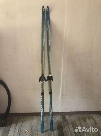 Беговые лыжи