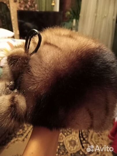 Шапки женские из натурального меха