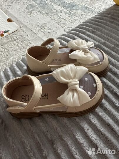 Босоножки для девочки