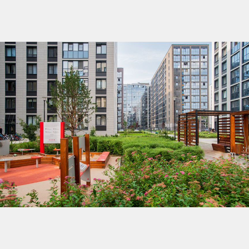 3-к. квартира, 104,7 м², 8/10 эт.