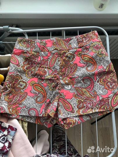Шорты H&M с принтом