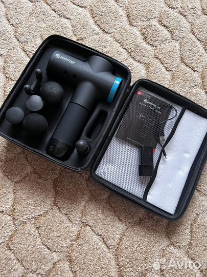 Перкуссионный массажный пистолет Booster M2