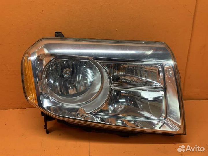 Фара галогеновая передняя правая Honda Pilot 2 3.5