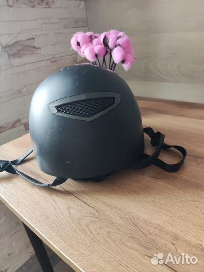 Шлем для конного спорта