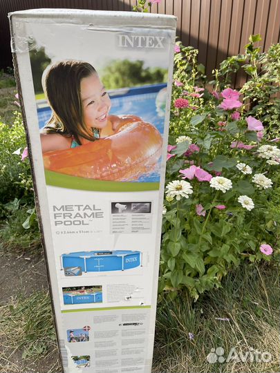 Каркасный бассейн intex