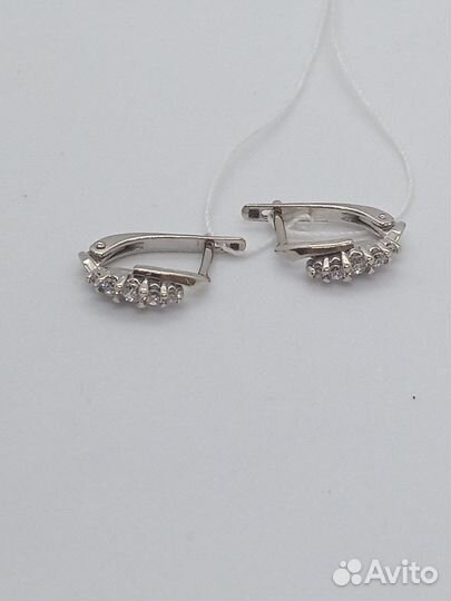 Серьги с синтетическим камнем Золото