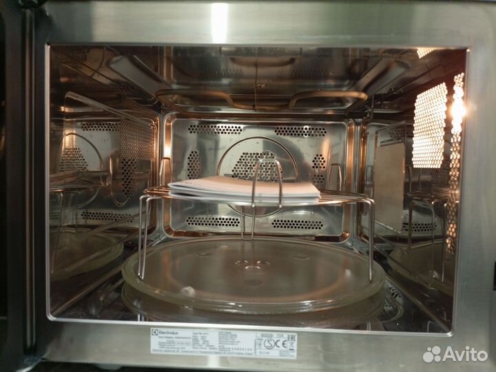 Микроволновая печь гриль