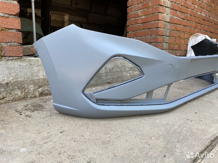 Бампер новый оригинальный на Volkswagen Polo