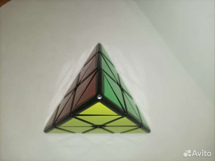 QiYi MoFangGe X-Man Pyraminx Magnetic