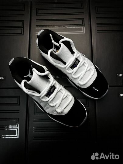 Кроссовки Nike Jordan 11 low concord