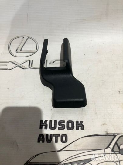 Заглушка крепления сиденья Lexus Rx 350 DBA-GGL10W