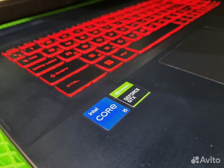 Ноутбук MSI 17.3