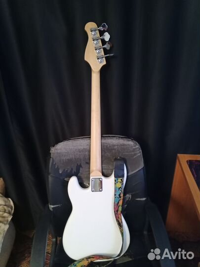 Басс гитара 4 струны