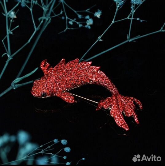 Брошь рыбка