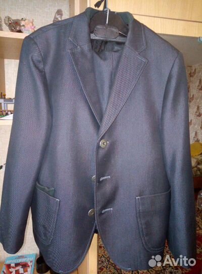 Школьный костюм