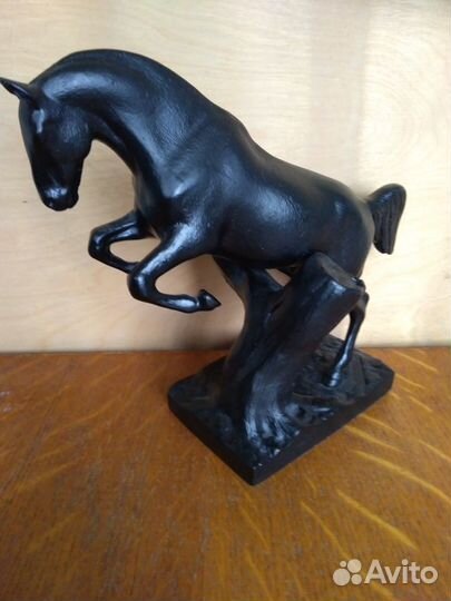 Конь в прыжке. Чугун Касли