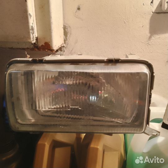 Фара ауди 100