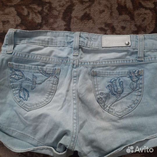 Шорты женские